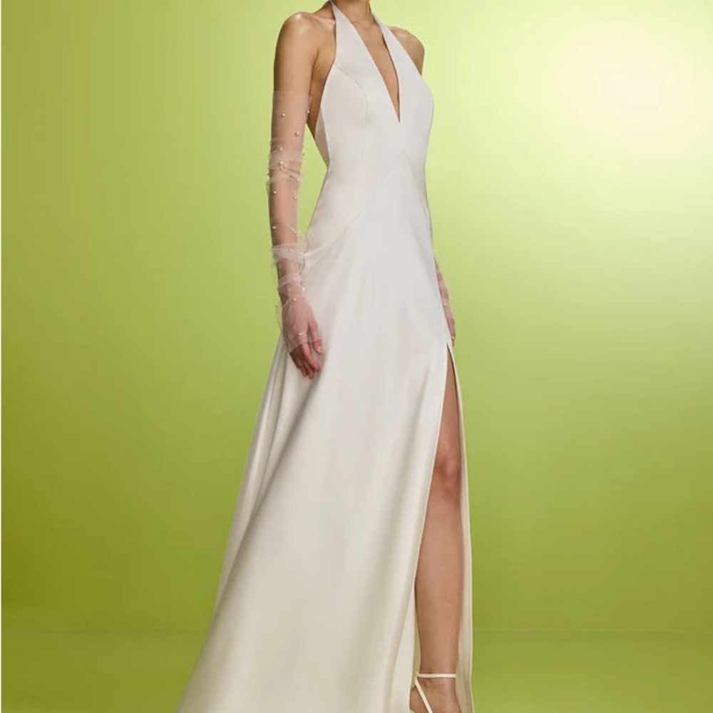 White V-neck maxi dress size M NWT